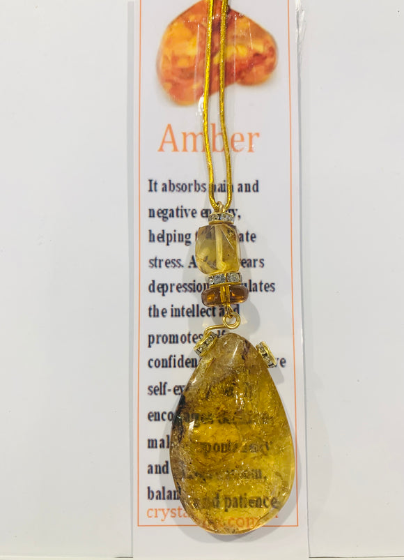 Amber Pendant Necklace 2