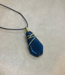 Blue Agate Wired Crystal Necklace