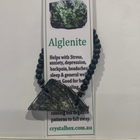 Alglenite bracelet with Mala beads 17