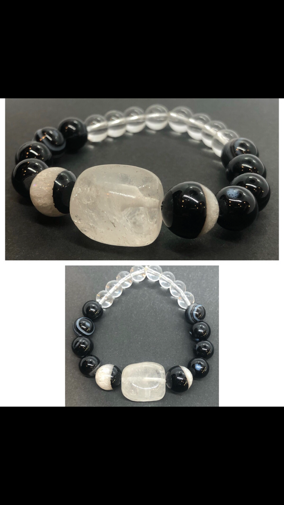 Clear Quartz & Black Agate Crystal Beaded Bracelet with Agate and Clear Quartz Centrepiece