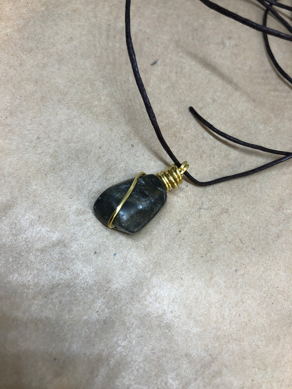 Labradorite Wired Crystal Necklace